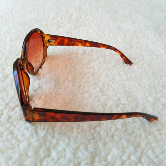 NWOT Bijou Brigitte Tortoise Shell Sunglasses - Picture 3 of 3